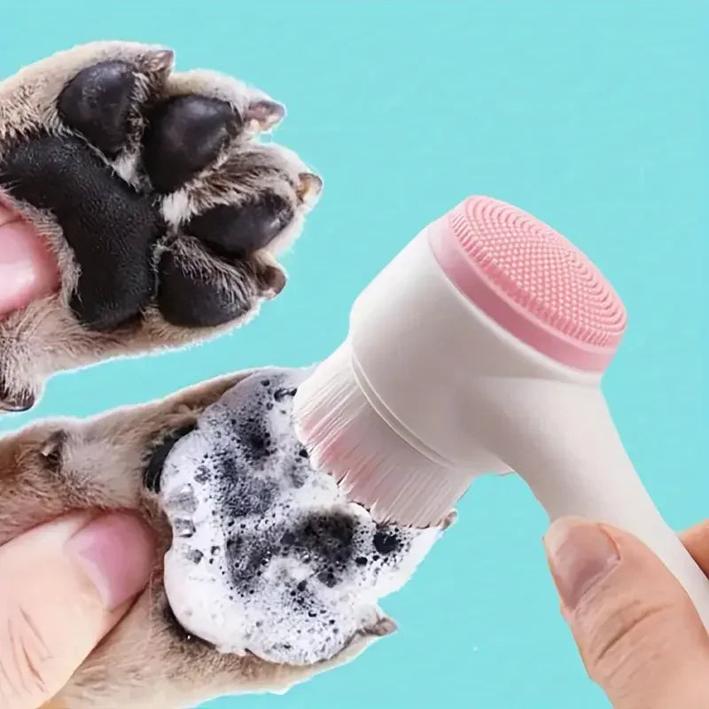 Limpiador y Cepillo de Silicona 2 en 1 para Patas de Perros y Gatos – Cuida su higiene y protege tu hogar