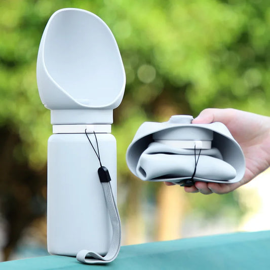 Taza Plegable Portátil 550 ml para Perros y Gatos – Botella de Agua de Viaje con Dispensador